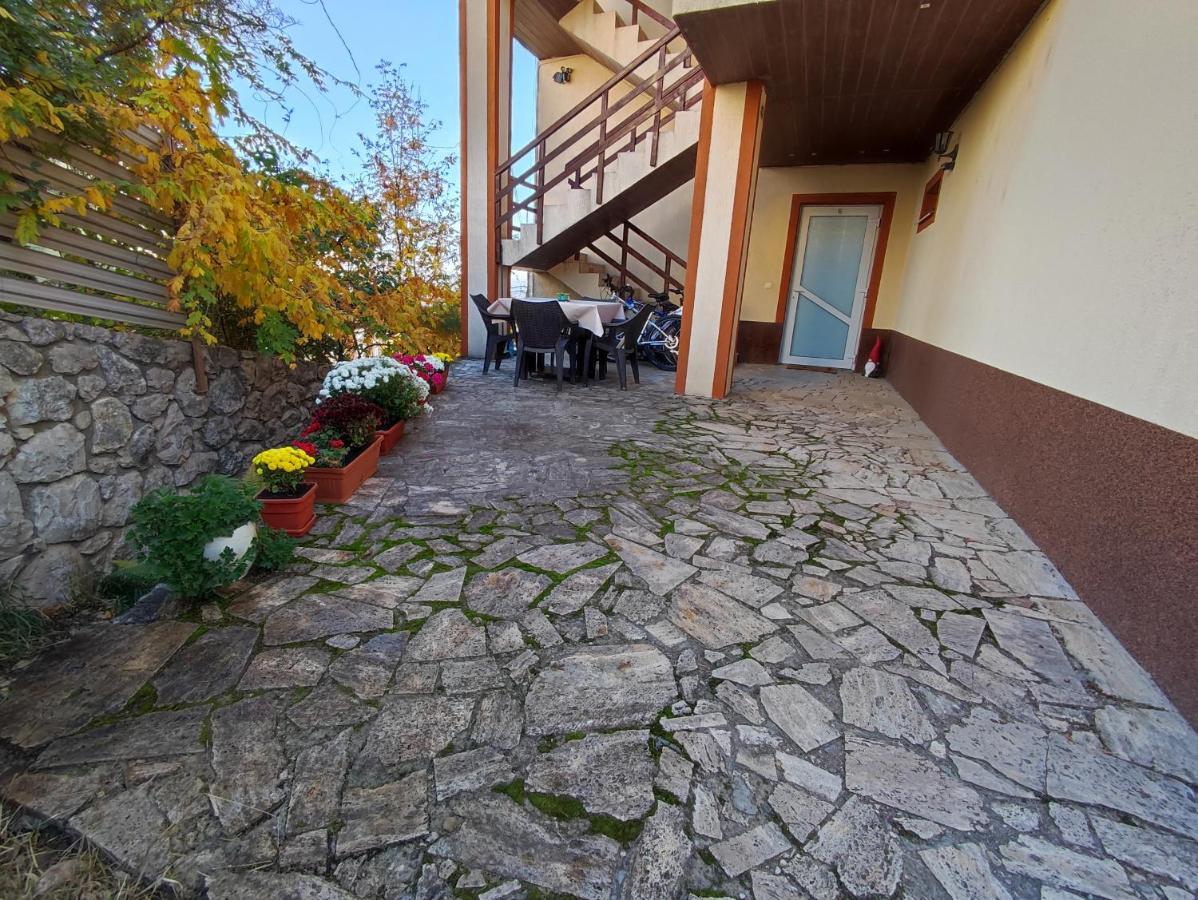 M K L Studio Алба-Юлия Экстерьер фото